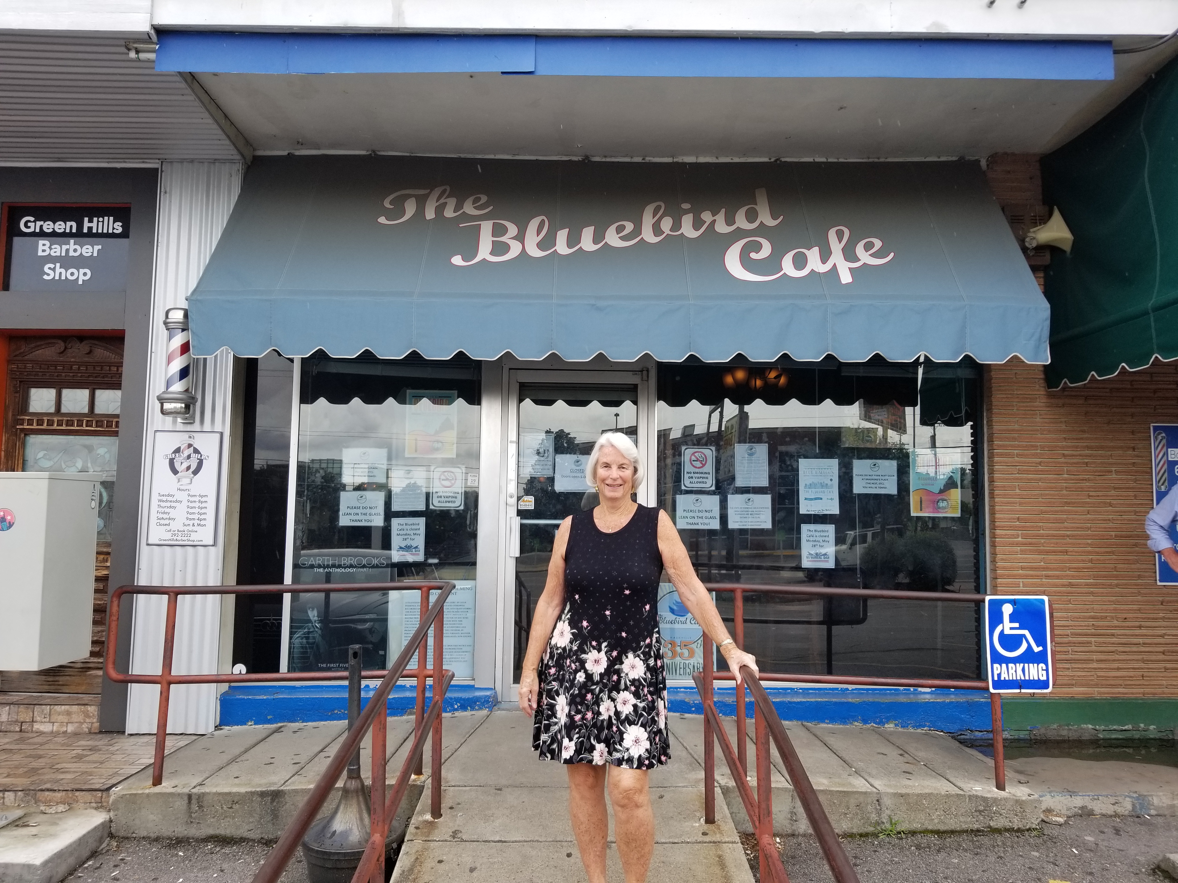 12 Bluebird Cafe\y20180528_131630.jpg